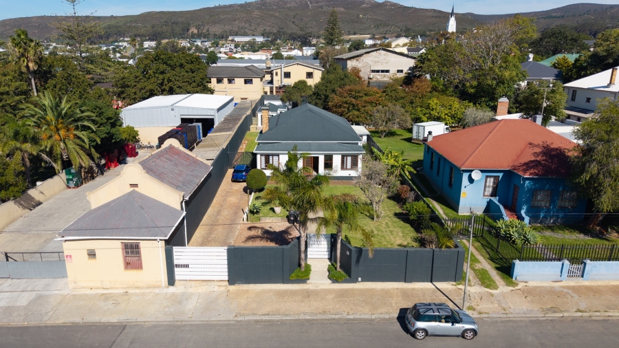 5 Bedroom Property for Sale in Bredasdorp Western Cape